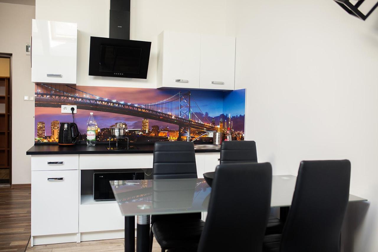 Apartament Manhattan Mielec Exterior photo